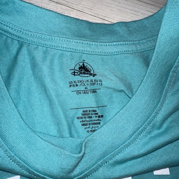 Disney parks Magic Every Day tshirt - Picture 3 of 4